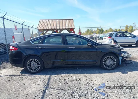 2016 Ford Fusion Titanium из США, поврежденный, VIN 3FA6P0D95GR272235